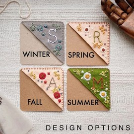Marcapáginas de esquina bordadas a mano con 26 letras, triángulo de fieltro cosido en las esquinas, hecho a mano, único y bonito marcapáginas de bordado de letras de flores, accesorios para los amantes de los libros (Z, primavera)