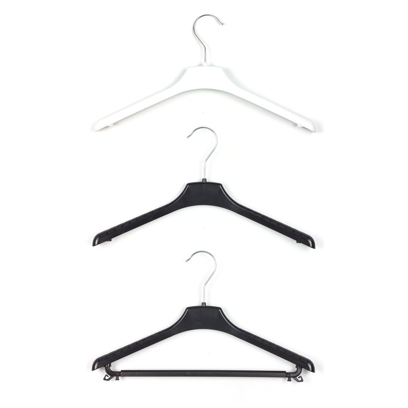 Pack of 3 Plastic Clothes Hangers Rotating Hook W 38