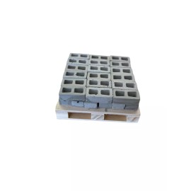 Fingerboarding Concrete Blocks and Pallet