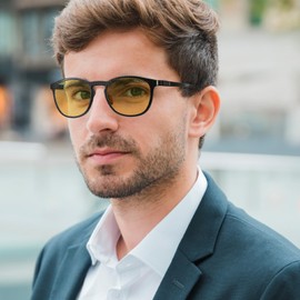 ANYLUV Blue Light Glasses Men, Vintage Round Carbon Fiber Eyewear, Lightweight Mens Computer Gaming Glasses, Anti Eyestrain