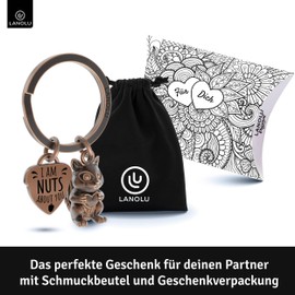 LANOLU Squirrel Keychain, Lucky Charm Keychain for Partner and Best Friend, Metal Couple Gift for Friend, Metal Figurine