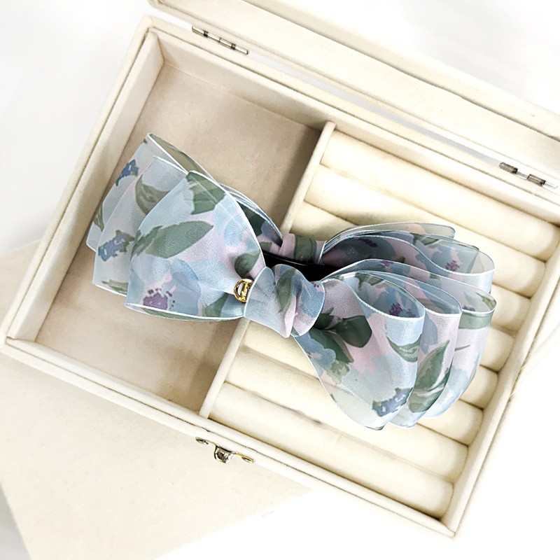 (3 types) Burnaby Mute Flower Banana Pin Khaki Green /