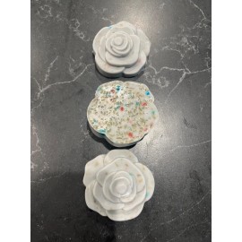 Unbranded hand poured soap rose