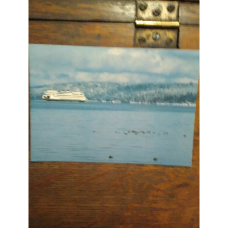 PACIFIC NORTHWEST WASHINGTON STATE FERRIES CHRISTMAS POST CARD FERRY IN