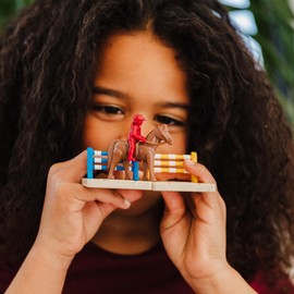 SmartGames Horse Academy – Logic Puzzle Game with 80 Challenges and Colorful Obstacles for Ages 7+