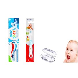 Sanitral Komplettes Set für die erste Babyzahnbürste: Aquafresh Zahnpasta 0-2 Jahre + extra weiche Zahnbürste + Fingerzahnbürste (3er Set)