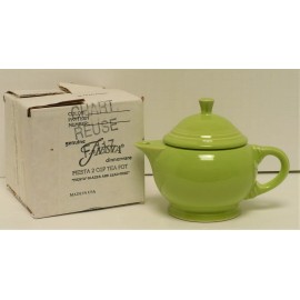 Homer Laughlin China FIESTA CHARTREUSE COVERED 2 CUP TEA POT "New 1998 Original Stock" Factory Box