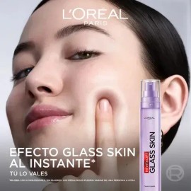 L'Oréal Paris Revitalift Ácido Hialurónico Glass Skin Crema Líquida Hidratante con Ácido Hialurónico, Niacinamida y Vitamina CG, Brillo Radiante para Todo Tipo de Piel, 50ml.