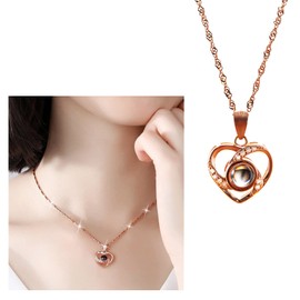 Eine ewige Rose und Kette sind eine einzigartige Möglichkeit, Liebe und Zuneigung zu zeigen - das perfekte Geschenk für die Frau in Ihrem Herzen, um eine unvergessliche Erinnerung zu schaffen