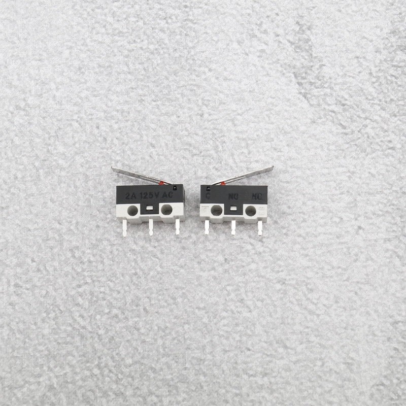 LT Easiyl 100PCS Micro Switch 3-Pin Hinge Lever Switch 1.8x1.8x0.6mm