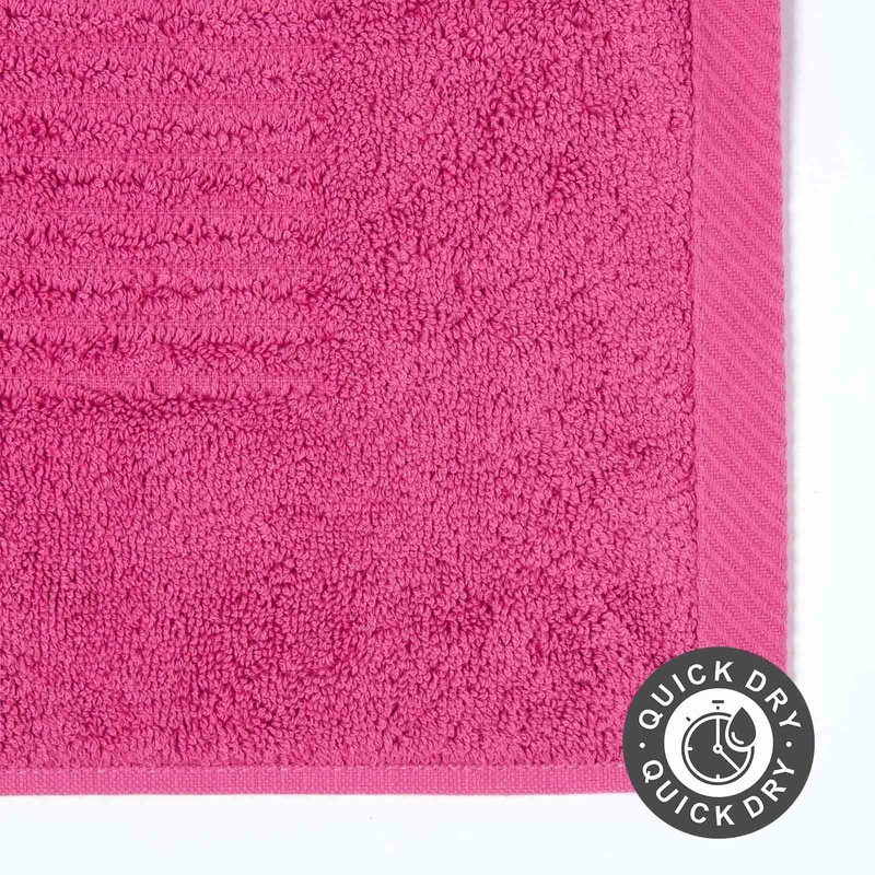 HOMESCAPES Imperial Plain Rasberry Bath Mat 50 x 80 cm