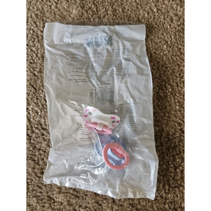 NUK 2 Pack Orthodontic Pacifier Girl Pink Crowns And Bows