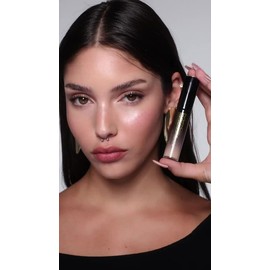 Corrector Studio Radiance 24 horas para todo tipo de piel en tono Nw5 Mac                                                                             