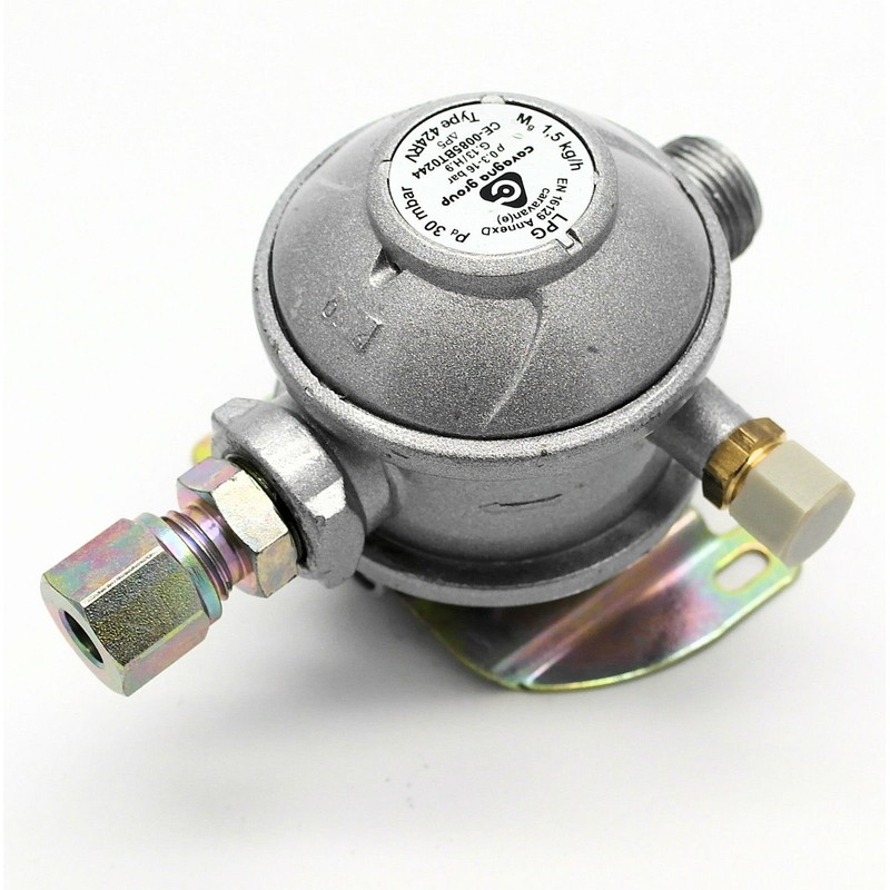 30mbar 10mm Straight Caravan Regulator and Motorhome Regulator (1075)