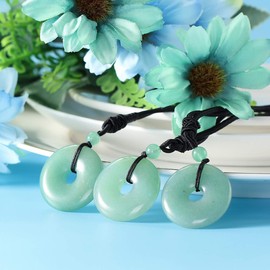 JSDDE Natural Green Aventurine Crystal Donut Pendant Necklace Reiki Healing Stone Lucky Coin Necklaces for Women Men