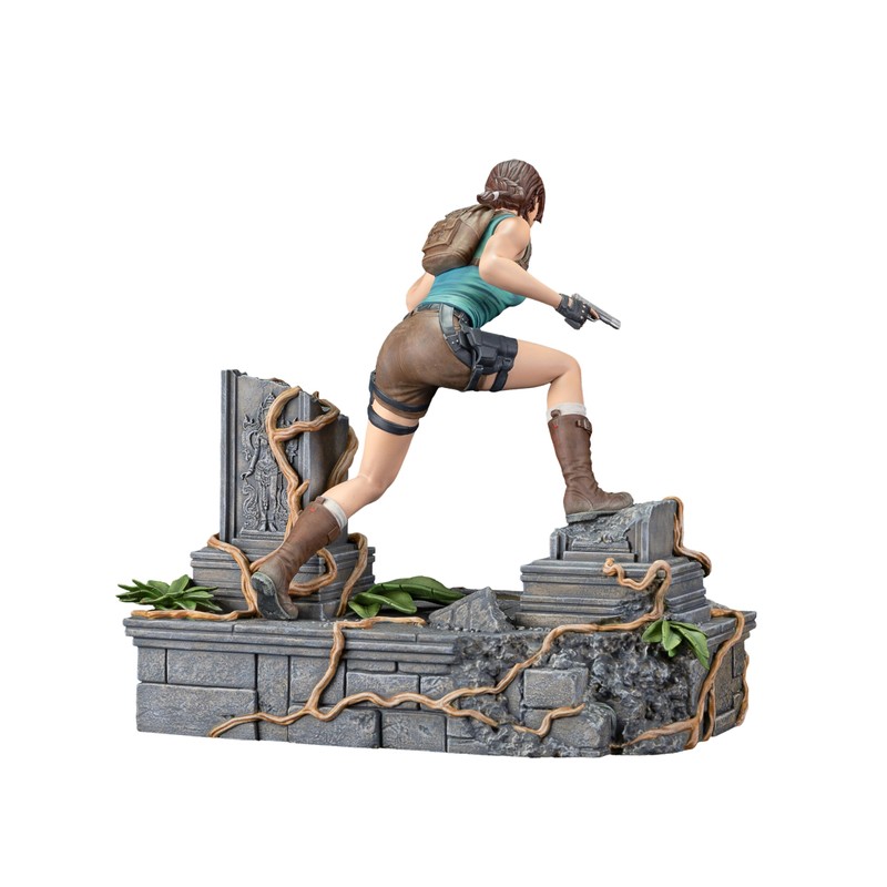 Dark Horse Tomb Raider: Lara Croft PVC Statue