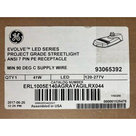 GE NIB GE Evolve LED Street Light 120/277 VAC 41W ERL1005E140A Gray AGILRX044