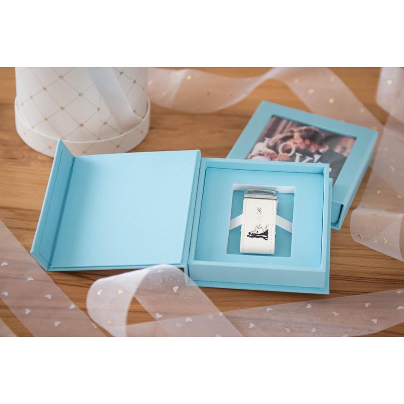 USB Box for 1 USB Flash Drive with Picture Window.