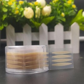 1 Roll Breathable Invisible Double Eyelid Sticker, Instant Big Eye Lift Double Fold Eyelid Tape for Droopy Hooded Eyes - Color: Apricot, Size: M