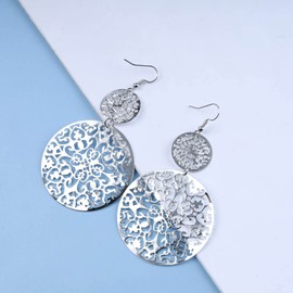 Inateannal Vintage Filigree Disc Earrings Silver Filigree Circle Dangle Earrings Double Circle Hook Earrings Hollow Round Filigree Flower Earrings Jewellery for Women and Girls Gifts