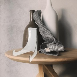 Angoily 1PC Clear Picture Frame Stand, Acrylic Easel Plate Stand, Multifunctional Ornamental Plate Stand for Mobile Phones Books Photos Decoration Accessories Artworks