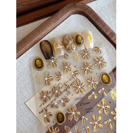 WENYUEN Gold Foil Relief Devil Flower Nail Stickers 3D 3D Hologram Glossy Waterproof Nail Art DIY Premium Texture