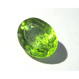 Peridot 2.62 Carat Gemstone Crystal Healing Men Women Gift Positive Energy Strength Heart Chakra Accessory Peace Handcrafted Accessory