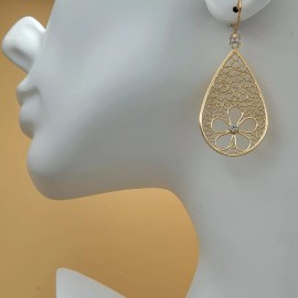 JEYFEL XOIA PREMIUM 18K Gold Plated Filigree Flower Dangle Lightweight Earrings. Oro Laminado