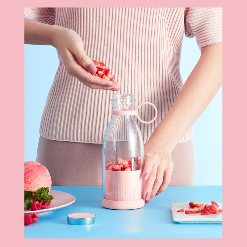 Mini Blender Electric Battery Powered USB Blender Portable Juicer for