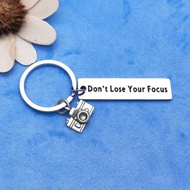 Photographer Gift Camera Lovers Keyring Don't Lose Your Focus Keychain Christmas Graduation Birthday Gifts for Photography Inspirational Gift for Photo Lovers Photo Club Gift Camera Encouragement Gift