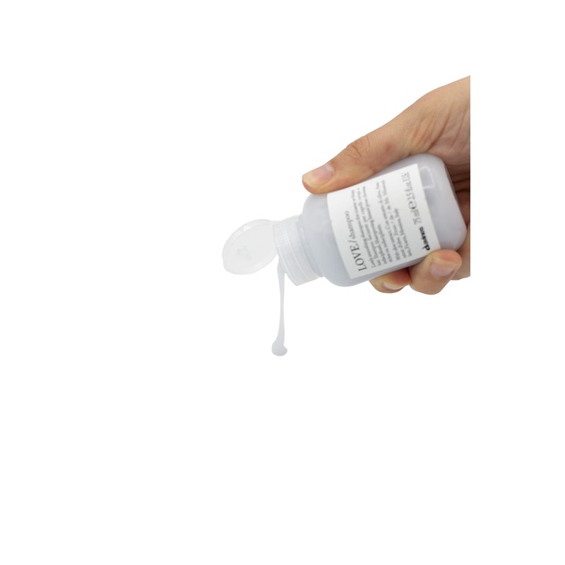 Davines Essential Haircare LOVE / Shampoo - Lovely Smoothing Shampoo