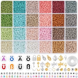 RUBY Perlen für Armbänder, 3mm Perlen zum Auffädeln mit Deutsche Buchstabenperlen, Boho farben Armbänder Selber Machen Mini Perlen Set, Glasperlen Charm Kit für Armband Ketten DIY