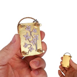 Lyreh Micro Flower Press, 1.38x1.97in Metal Delicate Miniature Flower Press DIY Pressed Plant Preservation Kit for Plant Lover Gifts Arts and Crafts Lovers Gifts(Gardenia Style)