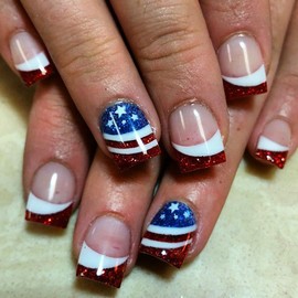4th of July Press on Nails Short Square French Tip Fake Nails Glitter Full Cover Red Blue White False Nails with Star Designs Glossy Glue on Nails America Flag Acrylic Artificial Nails for Women Girls