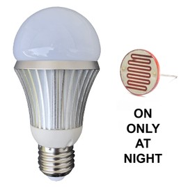 SCS Enterprises Total Invisible Super Wide 940nM IR Light Bulb Covert Lamp (7 High Power LED illuminators + Light Sensor) 25ft Range, 160 deg, 120VAC
