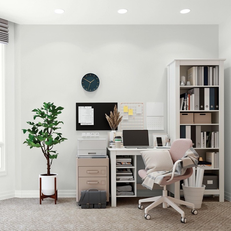 Glidden Interior Paint + Primer: White/Tundra Frost, One Coat, Flat,