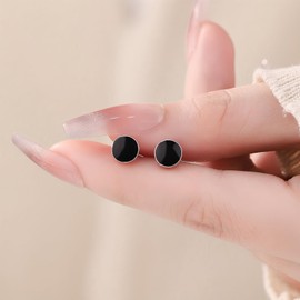 Hinvan 3 Pairs 925 Sterling Silver Earrings Round Black Paint Stud Earrings Silver Stud Earrings Hypoallergenic Silver Studs Earrings Unisex Black Earrings for Women Men Girls 4 5 6mm