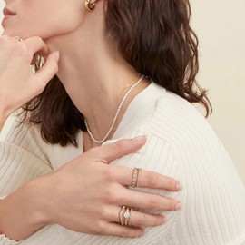 Macachii Silver Rings for Women Gold Wedding Ring with Cubic Zircon Stackable Dainty Thin Thumb Rings Fake Engagement Diamante Stacking Rings Jewellery Birthday Gifts 5 Pcs with Box