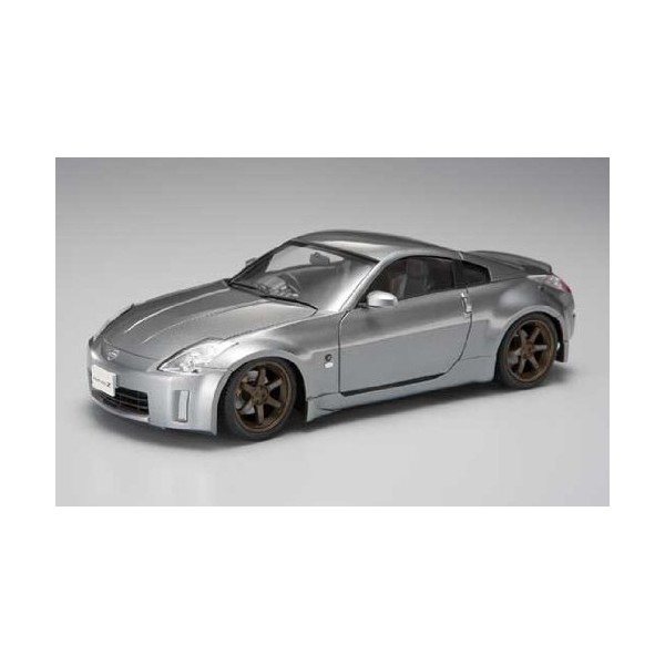 青島文化教材社 1/24 The Best Car GT No. 83 33 Nissan Fairlady Z version