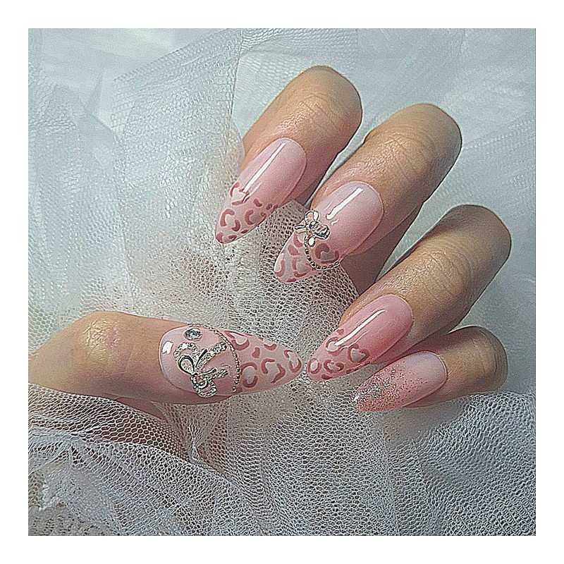 [In-store special discount] Kitschy pink leopard print silver ribbon handmade