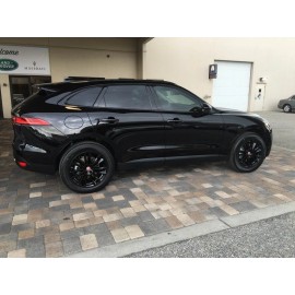 VERNAMLUXAUTO Jaguar F-Pace Wheel Nut Covers /  Lug Nut Covers - Glossy Black