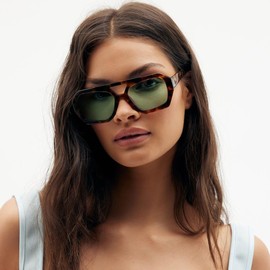 ADE WU Trendy Square Aviator Sunglasses for Women Vintage 70s Retro Fashion Double Bridge Square Aviators Style Sun Glasses Tortoise Shell Frame Green Lens