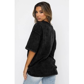 Rodeo Cow Skull Shirts for Women Vintage Western Bull Skull Graphic T-Shirt Retro Cowgirl Oversized Casual Tee Tops(Black, M)