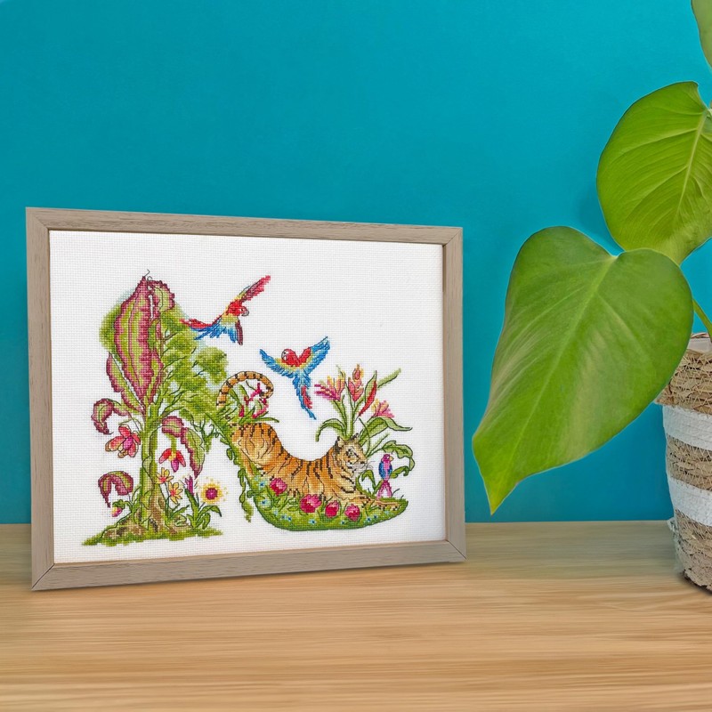 Bothy Threads Counted Cross Stitch Kit - Walk On The