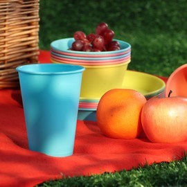 com-four® 12 x Cups Set Picnic and BBQ Accessories in Rainbow Colours, Camping Tableware, Travel Tableware, Space Saving and Hygienic for 6 Couples or 12 People (Cups - 12 Pieces)