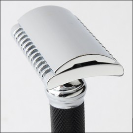 Parker 26C - Black Handle Three Piece OPEN COMB Double Edge Safety Razor & 10 blades