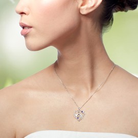 YL Mama Necklace 925 Sterling Silver Mother Holding Children's Hand, Pendant Necklace, Gifts for Mum, 925 Sterling Silver