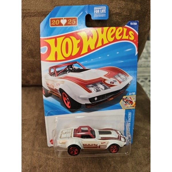 Hot Wheels 2025 Mainline HW Celebration Racers '69 Corvette Racer