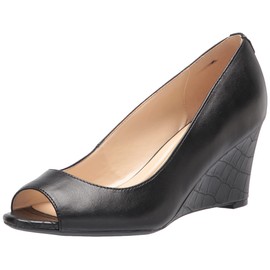 Nine West Women's Cape9X9 Wedge Sandal, Black, 9