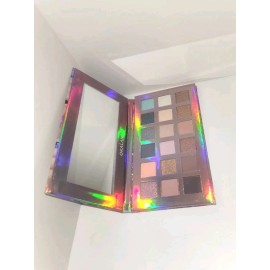Okalan Shadows palette. Silver Rose OKalan 18 color